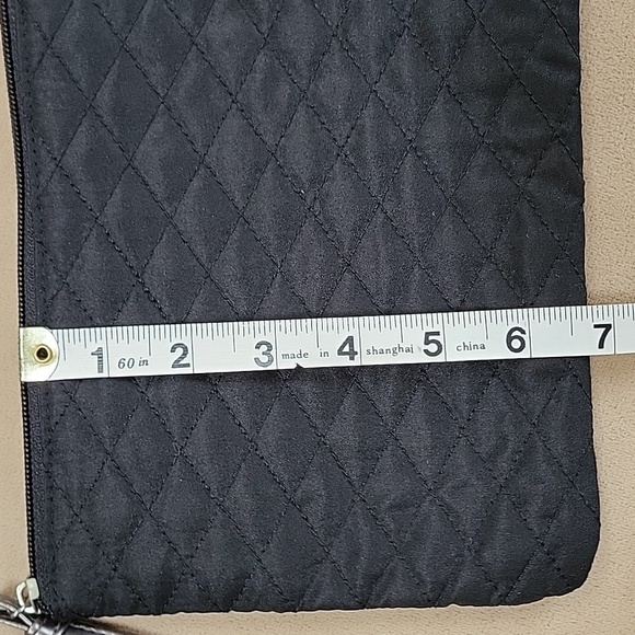 Black Quilted Cosmetic Travel Bag Set Of 4 NWOT - Picture 4 of 14